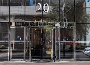 3500 Manual Revolving Doors