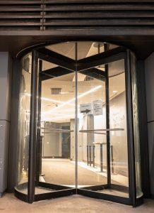1500 Manual Revolving Doors
