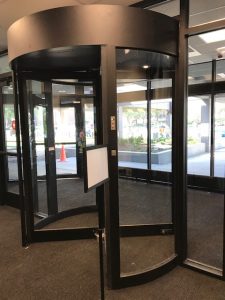 4900 Automatic Revolving Doors